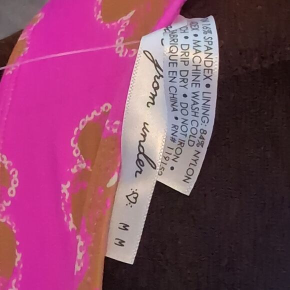 NWT Out From Under hot pink Underwire Bikini Top size M floral - Picture 2 of 4